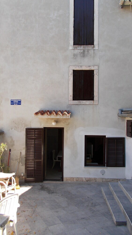 Hostal Accommodation Rupine