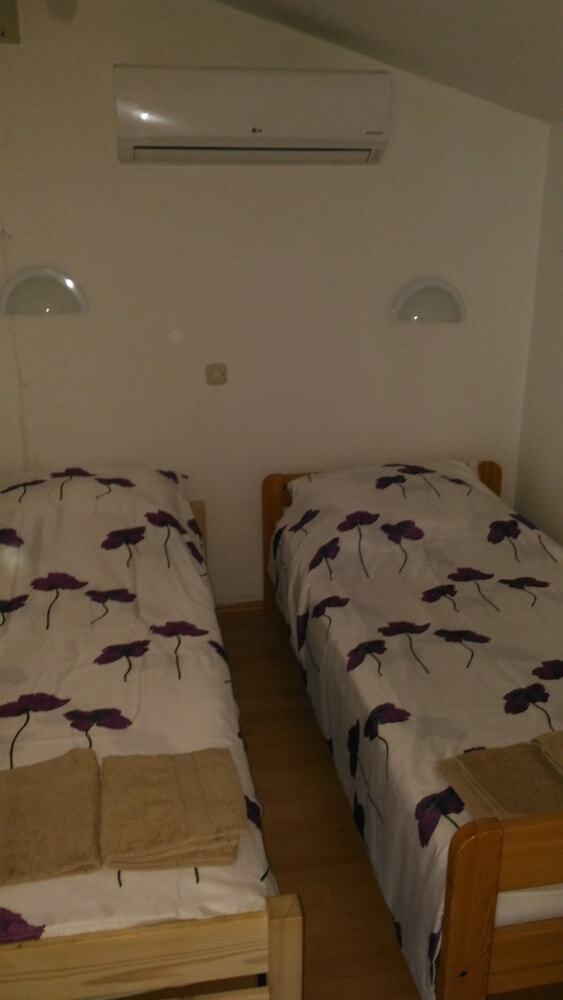 Hostal Accommodation Rupine