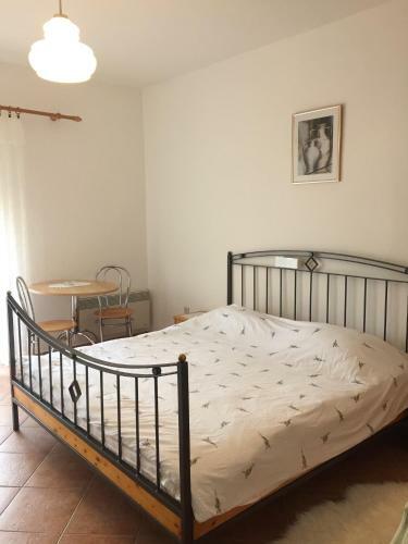 Hostal Guesthouse Tariba