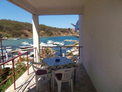 Bed & Breakfast Rooms Makaus