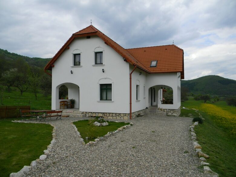 Hotel Casa Kiraly Vendeghaz