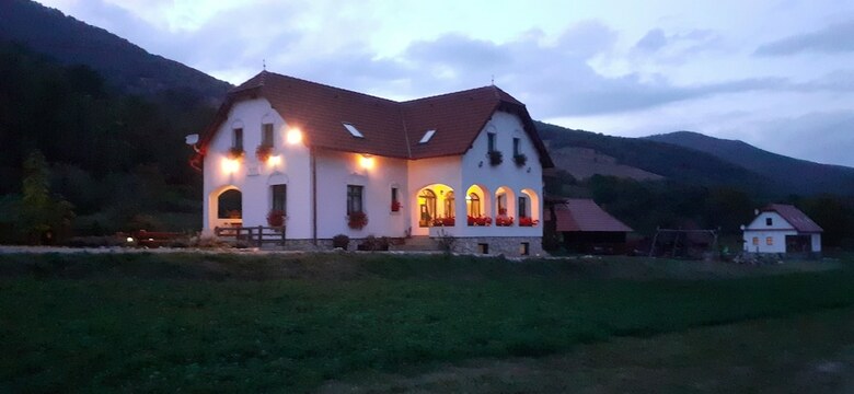 Hotel Casa Kiraly Vendeghaz