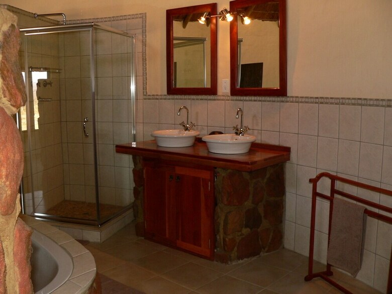 Posada Izintaba Private Game Reserve