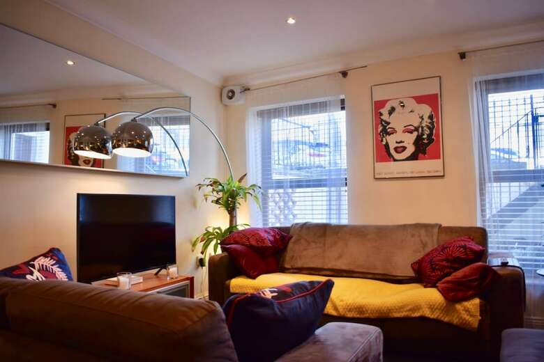 Apartamento Modern City Centre 2 Bedroom Haven