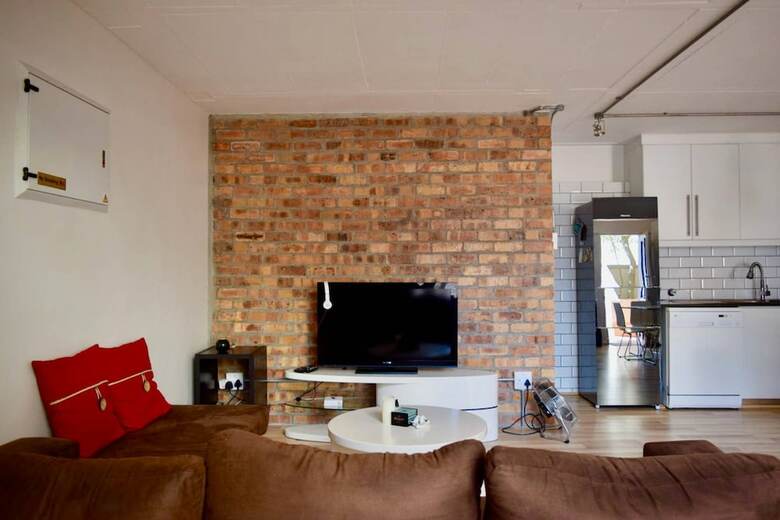 New York Style Loft Apartment With Safe Parking And Pool