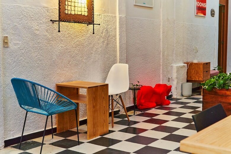 Hostal Blue Pepper Plaza