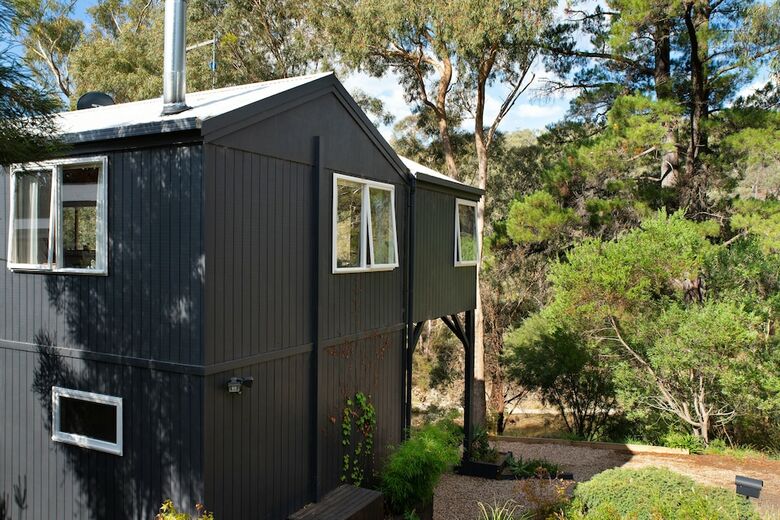 Hepburn Pool House