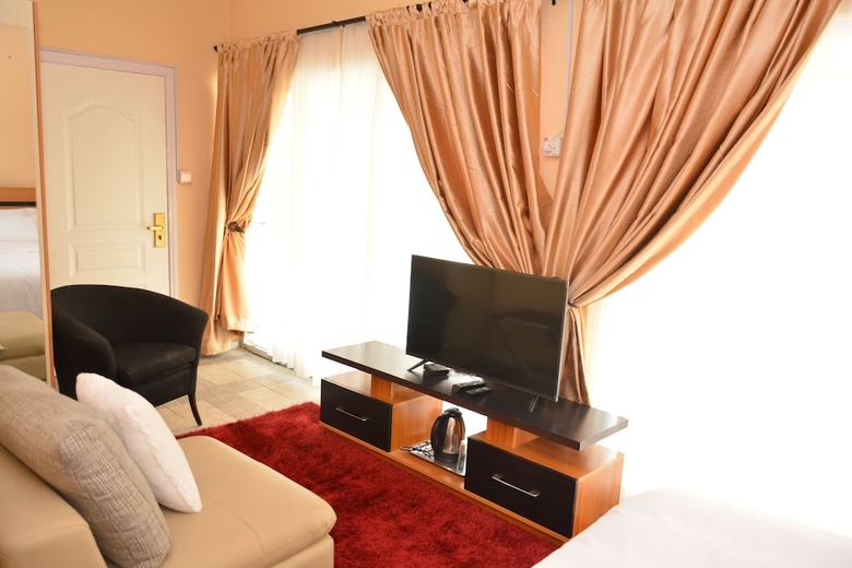 Hotel Aishar Residence