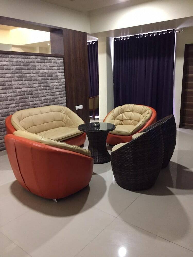 Hotel Shiv Palace