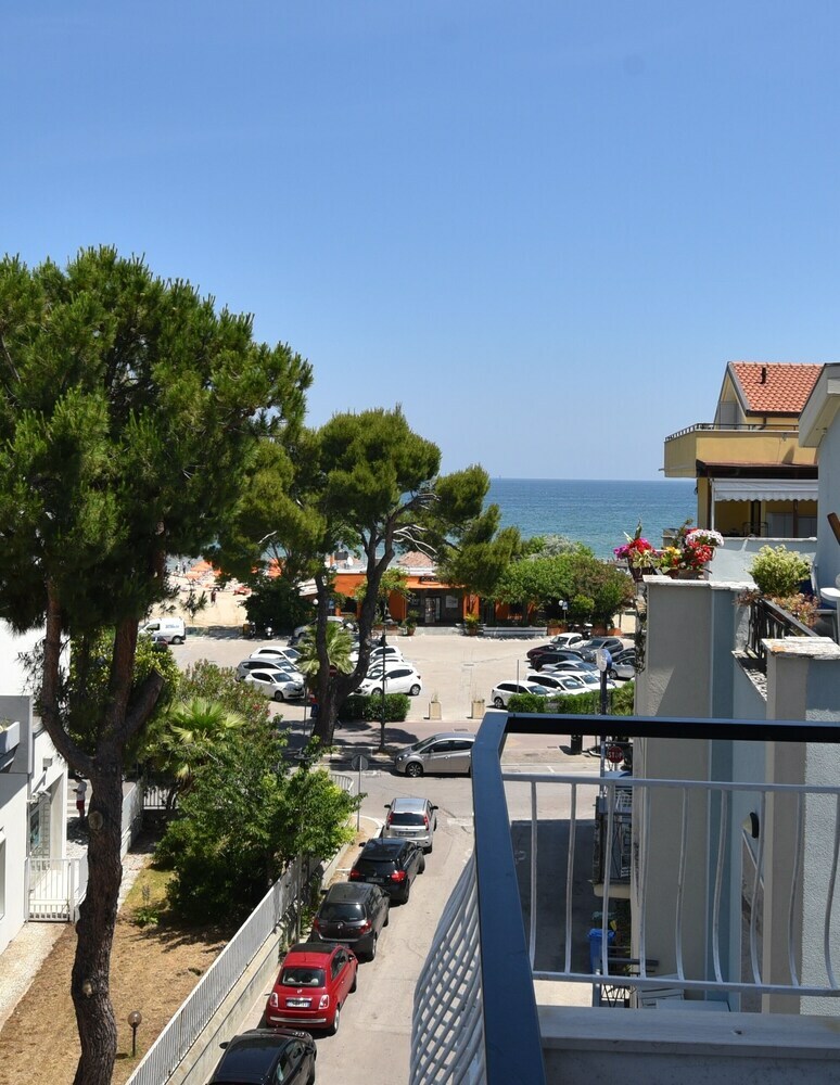 Residencia Silvimarina Sea Resort