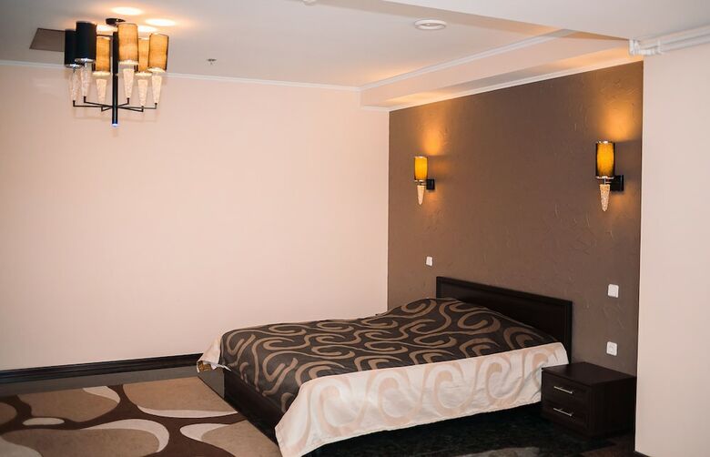 Mark Plaza Hotel