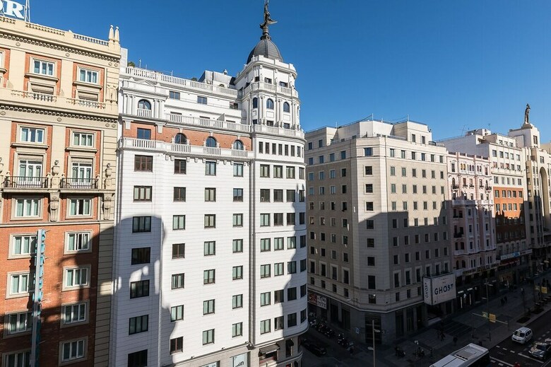 Home Club Gran Via Apartments