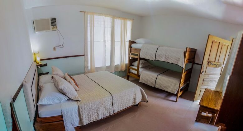 Bed & Breakfast Dona Mara Beach Hotel