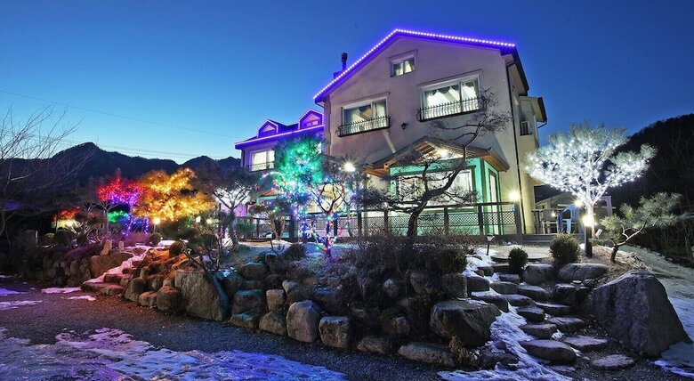 Maple Inn Pension