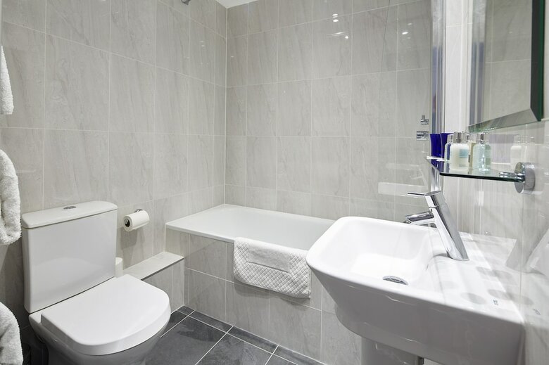 Mandolay Hotel Guildford