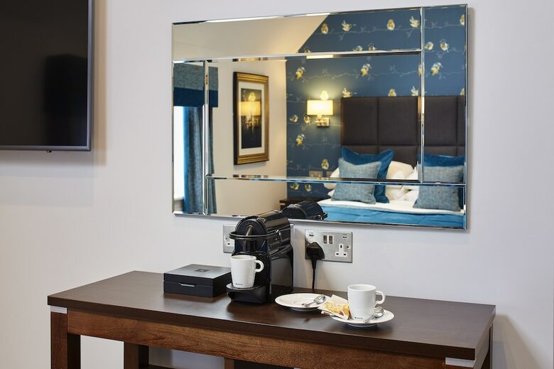 Mandolay Hotel Guildford