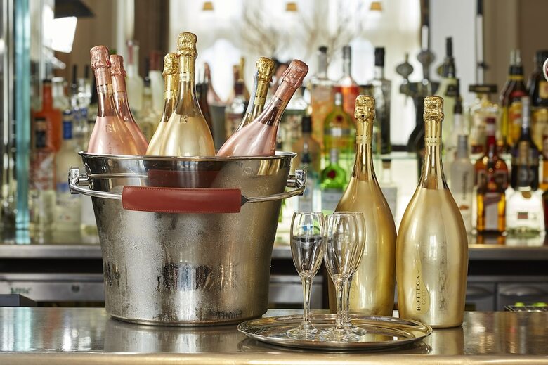 Mandolay Hotel Guildford