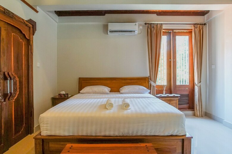 Hotel Lot 18 Villa