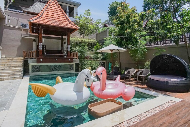 Hotel Lot 18 Villa