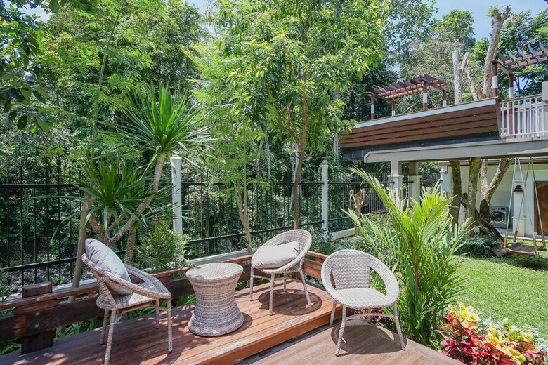 Hotel Lot 18 Villa