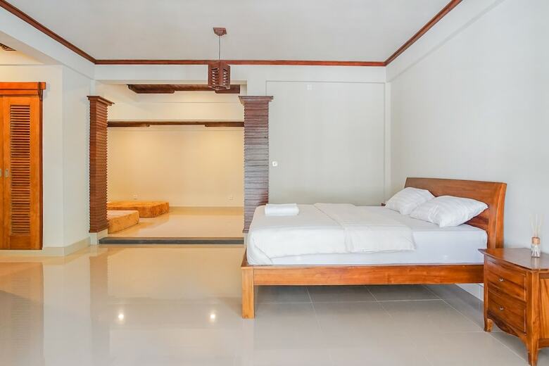 Hotel Lot 18 Villa