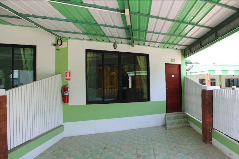 Hotel Oyo 752 Green Resort