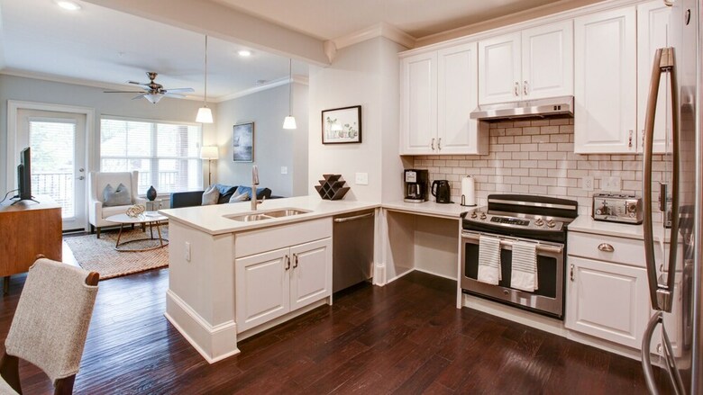 2 Bedroom, Queens Road