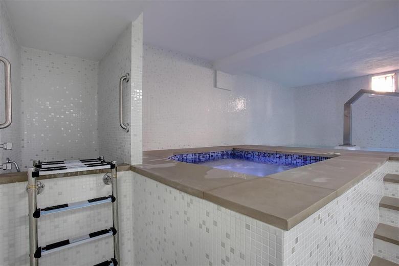 Modern Detached Villa With Indoor Spa