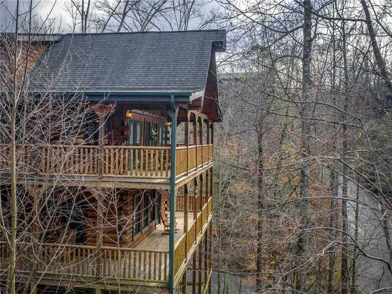 Cabana Truly Blessed, 3 Bedrooms, Hot Tub, Sleeps 10