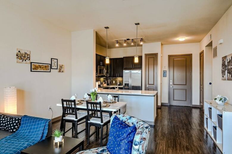 Brand New Modern Condo Pool Very Quiet & Safe