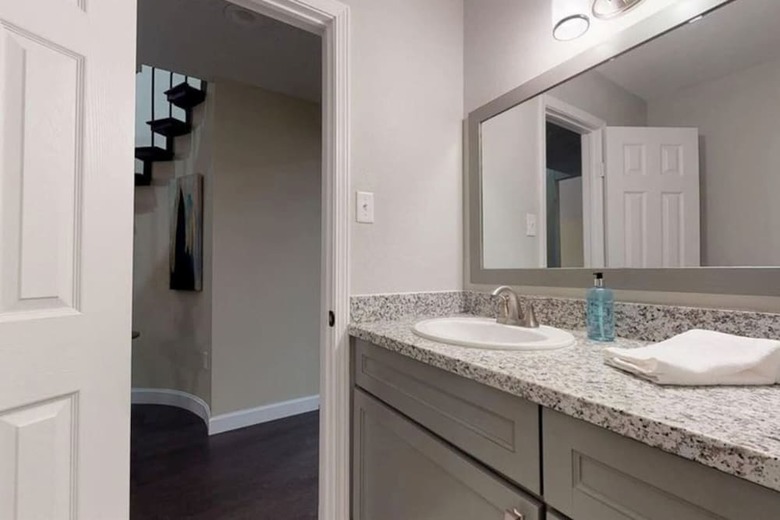Beautiful Home In The Woodlands Best Location!