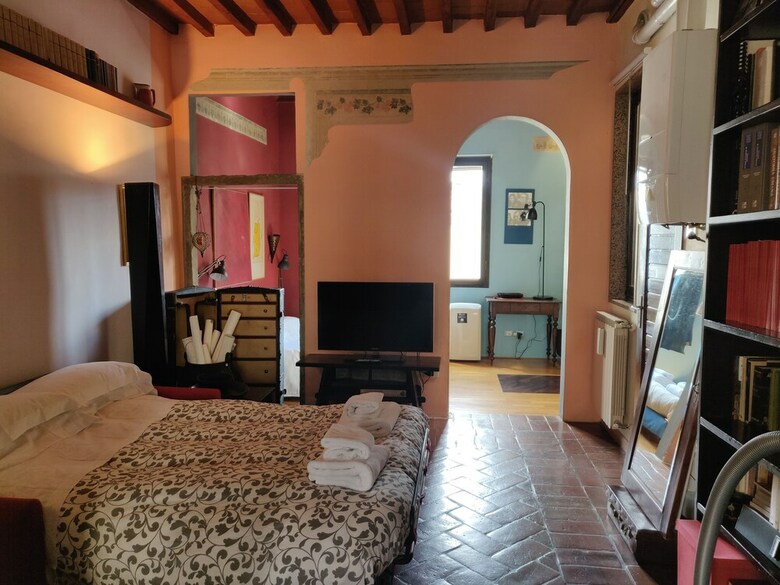 Lovely Central Cozy Apartment.. Daniela's Dream