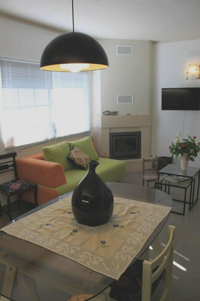 House With 2 Bedrooms In Nazare, With Terrace