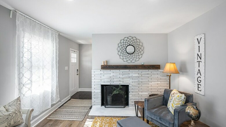 3 Bedroom, Tyvola Road