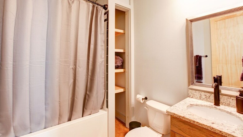 5 Bedroom, East 18th Street