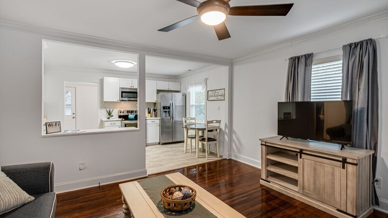 2 Bedroom, Downs Avenue
