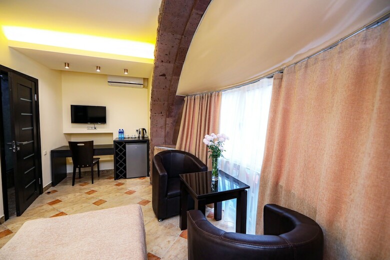 Skyline Hotel Yerevan