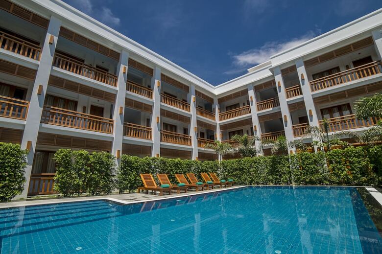 Golden View Hotel