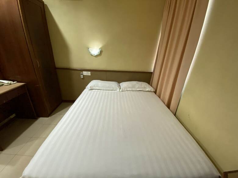 Oyo 89958 Hotel Umimas