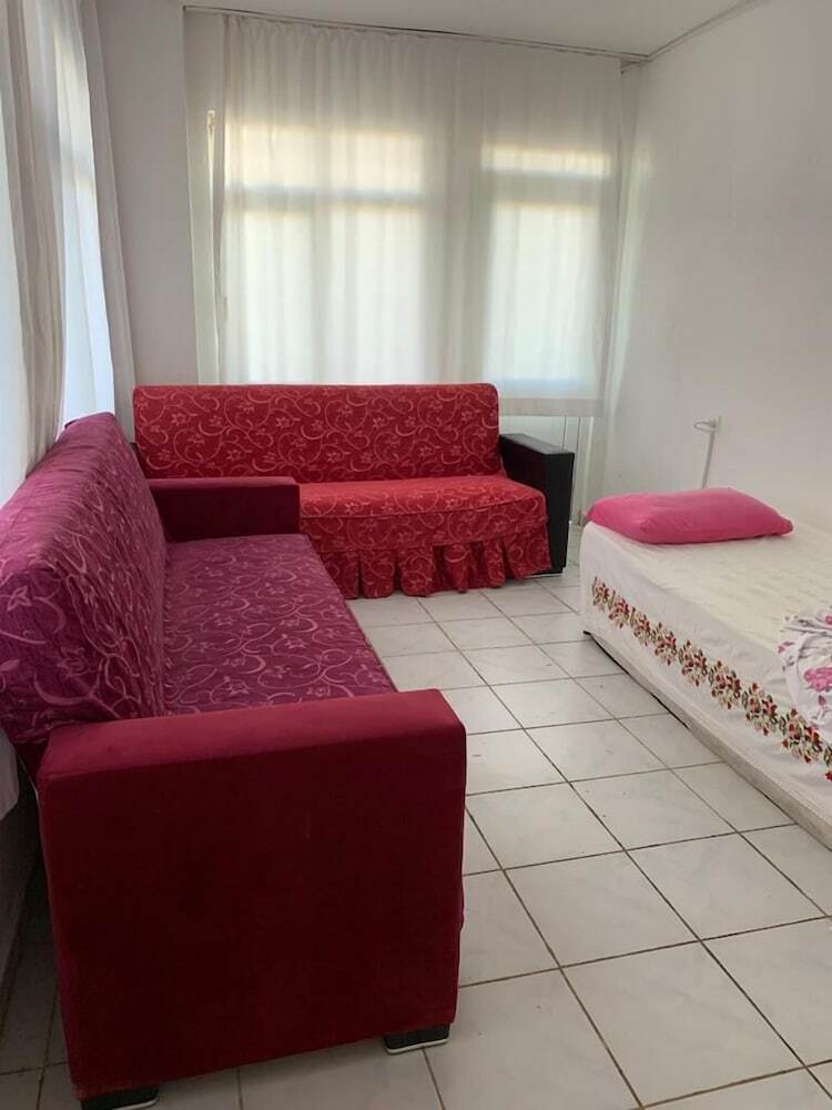 Nil Apart Hotel