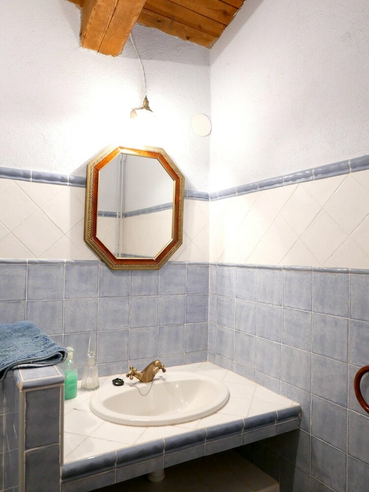Apartment With 2 Bedrooms In Luco de Bord�n, With Wonderful Mountain View