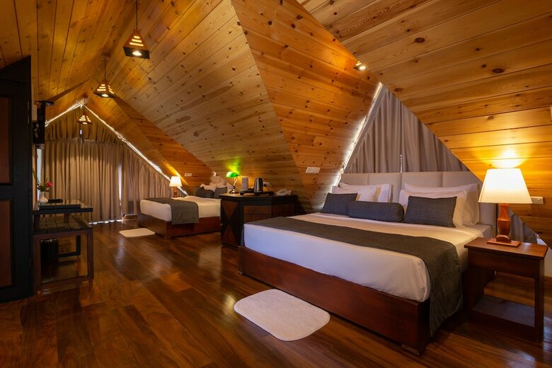 Hotel Grand Turf