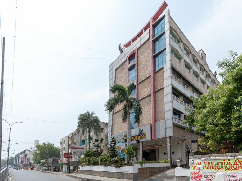 Hotel Royal Regency Lifotel By Crossway