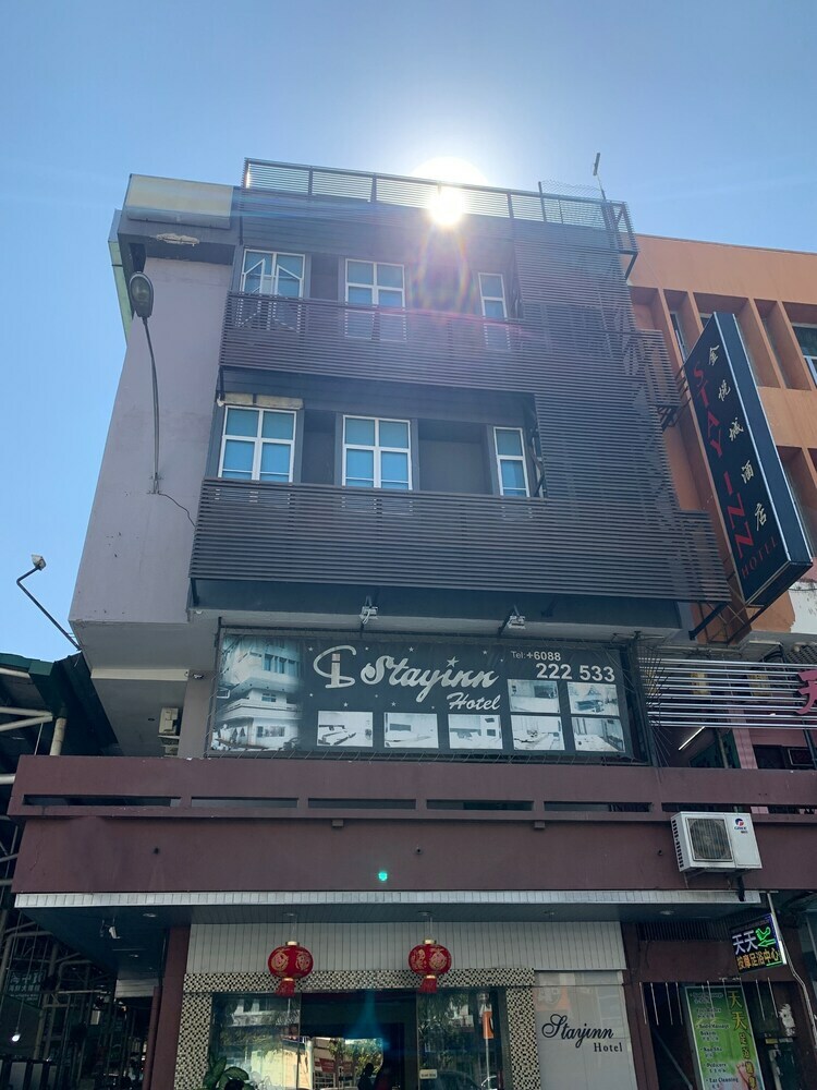 Hotel Oyo 89944 Stay Inn