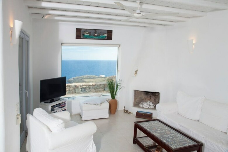 Villa Aurora III Bythe Pearls Collection
