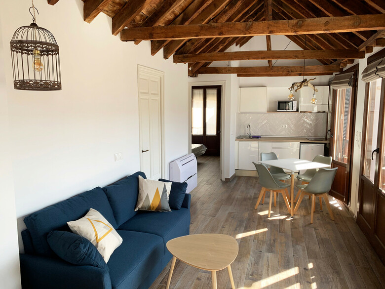 Apartamentos Boutique Granada Albaic�n 3000v