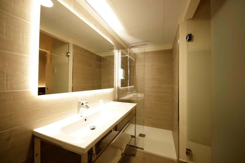 Hotel Papi Blau