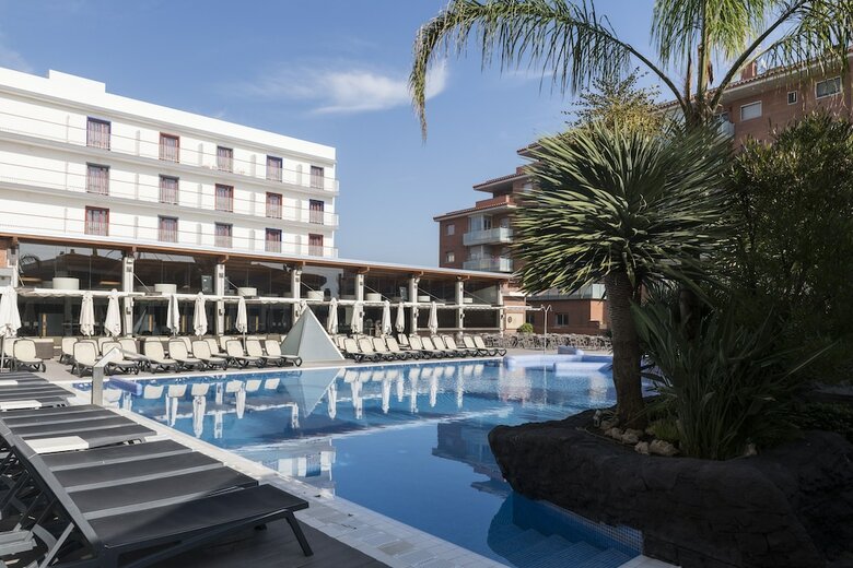 Hotel Papi Blau