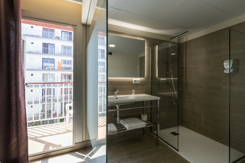 Hotel Papi Blau