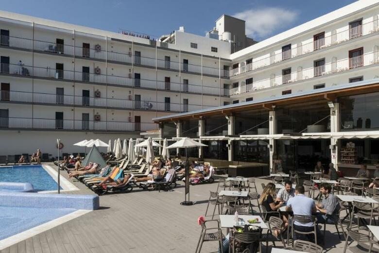 Hotel Papi Blau